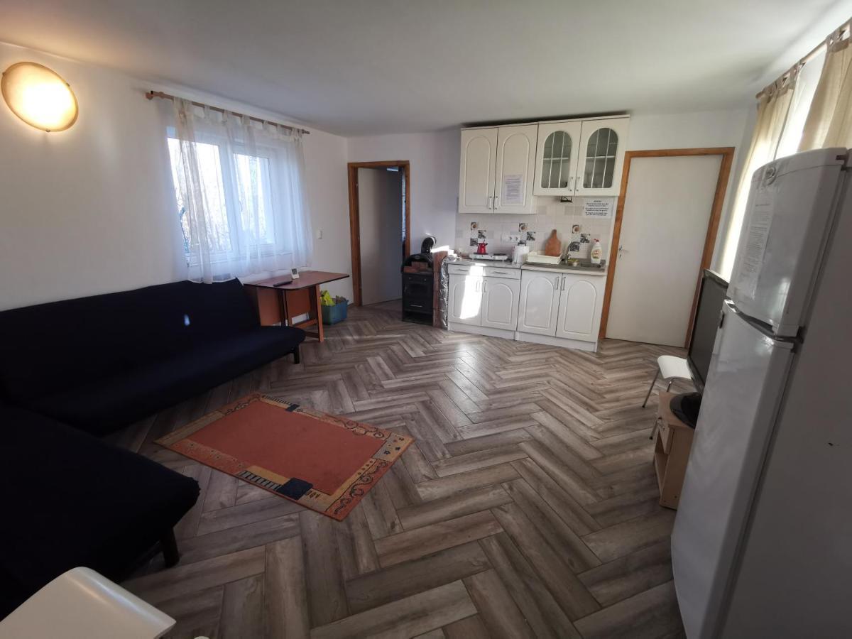 Cabanuta Fara Fite Villa Provita de Jos Exteriör bild
